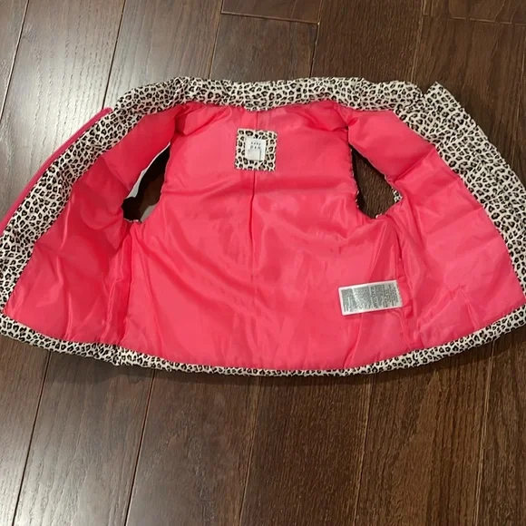 Baby Gap Toddler Leopard Puffler Vest - Picture 4 of 7
